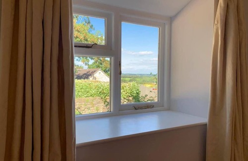 Nunney Cottage | The View Cottage -Tennis Court- Nr Frome, Longleat