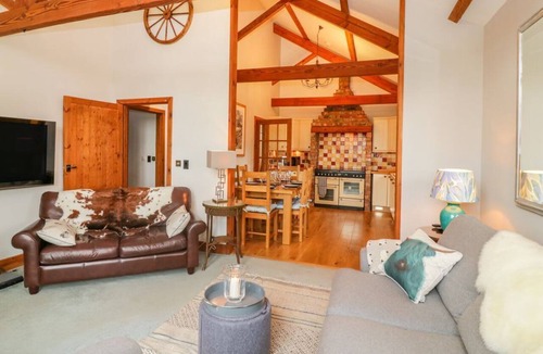 Tresmeer House | The Wagon House, Launceston