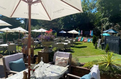 Burley Hotel | The White Buck