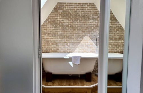 Nettlebed Bed & Breakfast | The White Hart