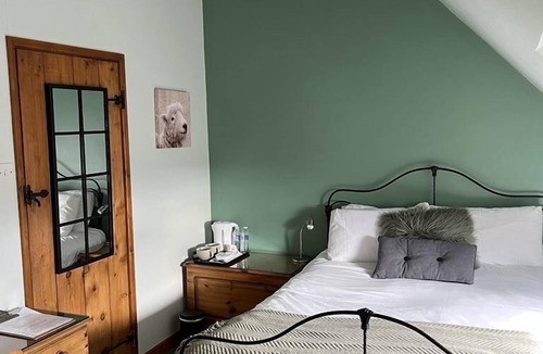 Withersfield Bed & Breakfast | The White Horse