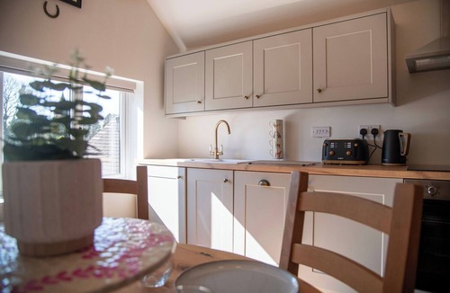 High Ercall Apartment | The Winners Enclosure: Countryside Flat Above a Village Pub