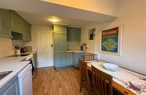 Nettlestone Cottage | Thin End
