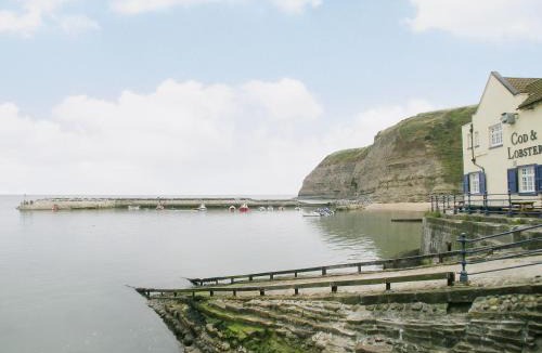 Staithes House | Thistle-Doo Nicely