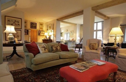 Rendcomb Cottage | THORNDALE FARM BARN (12) STABLE COTTAGE, pet friendly in Cirencester