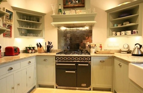 Rendcomb Cottage | THORNDALE FARM BARN (12) STABLE COTTAGE, pet friendly in Cirencester