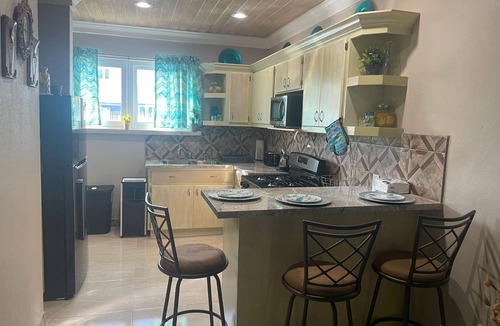 Nassau Apartment | Three A's Getaway, 15 min walk to sun, sand and sea!