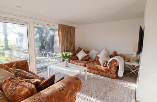 Diss House | Three Ways