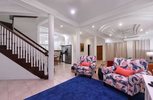 Dunmore Town House | Todd’s Place Harbour Island
