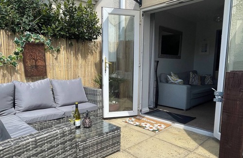Newquay City Centre Cottage | TOLCARNE REACH, family friendly, country holiday cottage in Newquay