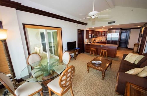 Wailua Apartment | Top floor 2 bedroom Oceanfront Unit!