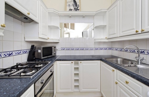 South Kensington House | Top Floor, Rosary Gardens Two Beds