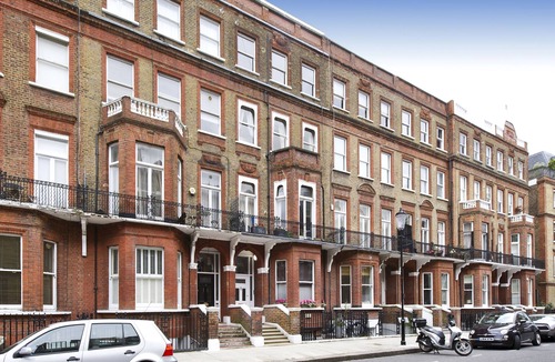South Kensington House | Top Floor, Rosary Gardens Two Beds