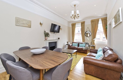 South Kensington House | Top Floor, Rosary Gardens Two Beds