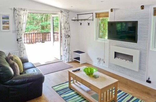 Windermere Cottage | TOP LODGE, 4 SKIPTORY HOWE, pet friendly in Troutbeck Bridge