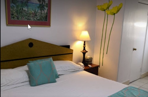 Downtown Nassau Hotel | Towne Hotel