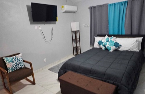 Nassau Apartment | Tranquil 1-bedroom apartment with AC in vibrant central Nassau.