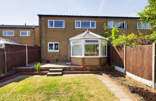 Telford House | Tranquil Telford Retreat - 3 Bedroom House