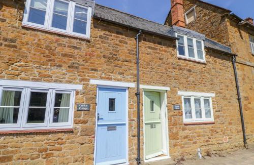 Sibford Gower House | Treacle Cottage