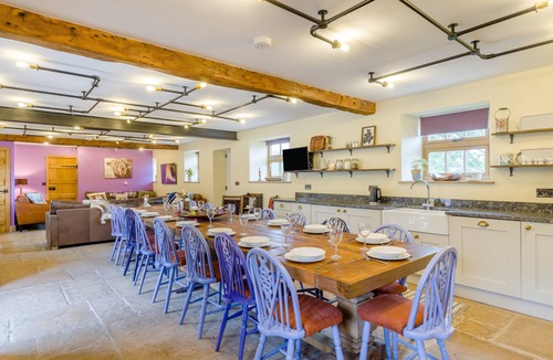 Burslem House | Trent Barn - Eight Bedroom House, Sleeps 16