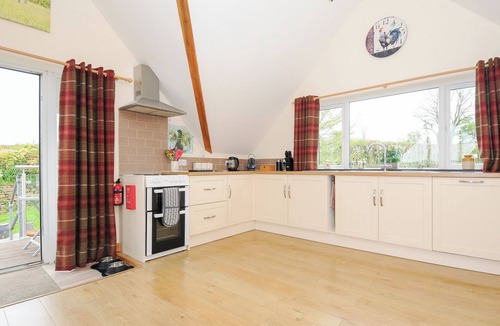 Launceston Cottage | TREVIEW, pet friendly, character holiday cottage in Launceston