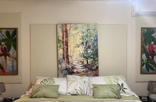 Nassau Apartment | Tropical Hideaway