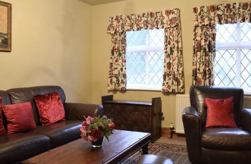 Easingwold House | Tudor House
