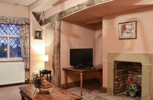Easingwold House | Tudor House