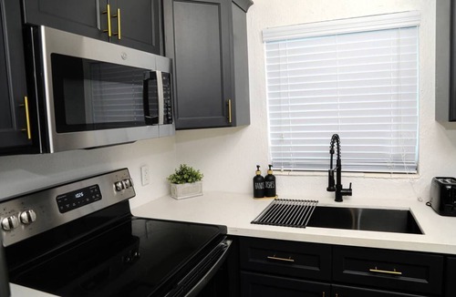 Bahama Reef House | Two Bedroom Condo mins from beach
