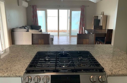 Steventon House | Two bedroom two bathroom beach house located 10 steps from the beach
