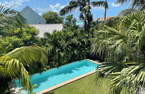Dunmore Town House | Ultimate Island Style House w/Pool in Large Walled Garden in Historic Dunmore Town