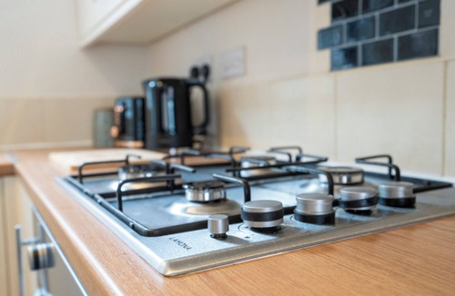 Anfield House | Unique and cozy Home. 2 minutes walk to Liverpool stadium and Stanley Park.