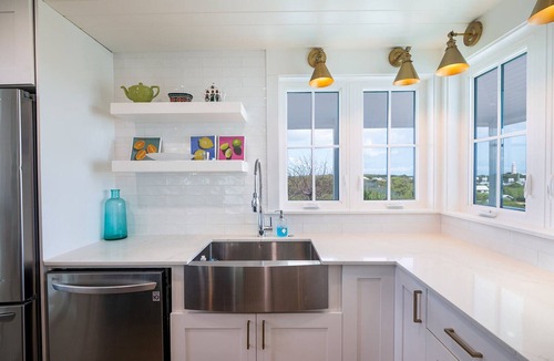 Hope Town Villa | UpAlong Manor - Located at Edge of Settlement w/Private Dock and Pool