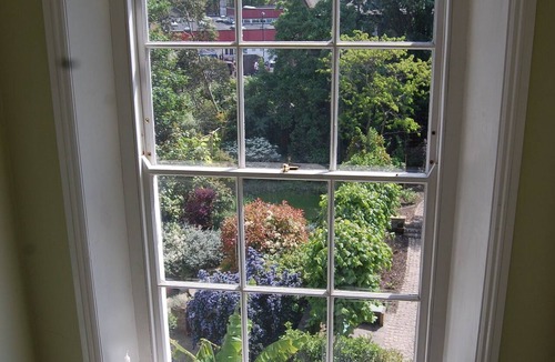 Larkhall Apartment | Upper Apartment in listed Georgian Town House in South Central London