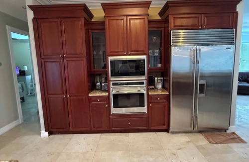 Williams Town Villa | Upscale private house.
