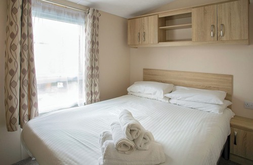 Mappleton House | Very comfortable, modern and contemporary caravan with one double and two twin.