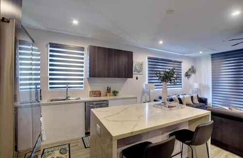 Nassau Apartment | Villa Luxe! Stylish, modern condo near beach