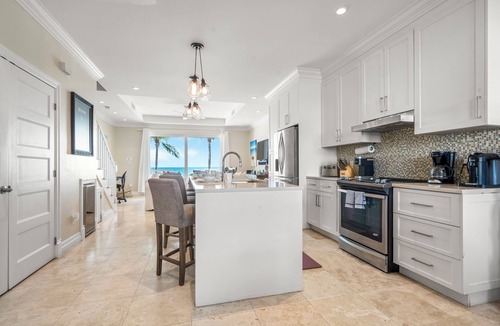 Palm Cay Villa | Villa Palmas, A Private Villa On The Beach