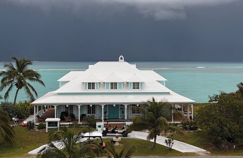 Green Turtle Estates House | Villa Pasha Beach Front Estate Home