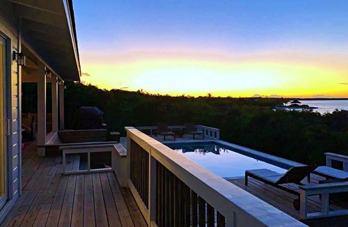 Hartswell Villa | Villa Surf House