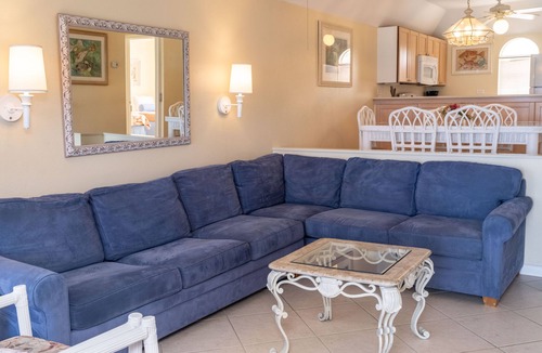 Paradise Island Villa | Villa With Ocean Views, Full Kitchen, Free Wifi & Parking! by RedAwning