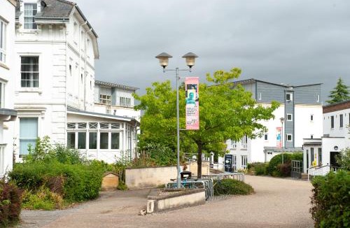 Montpellier Apartment | Villas at Park Campus