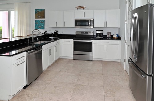 Treasure Cay Resort | VIP Beachfront End Unit - Just 75 feet to the ocean!
