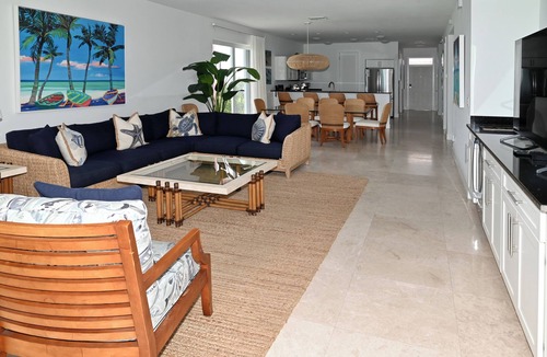 Treasure Cay Resort | VIP Beachfront End Unit - Just 75 feet to the ocean!