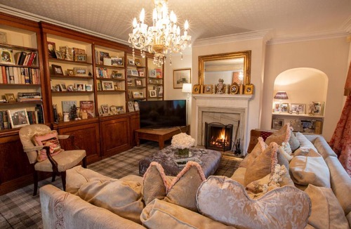 Alkborough House | Walcot Hall