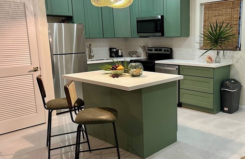 Nassau Condo | Walkable Nassau Retreat Near Beaches, Food, Downtown & Attractions