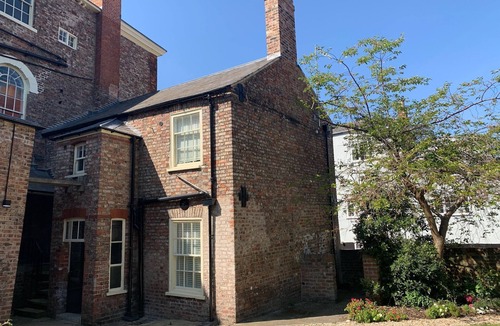 York Cottage | Walmgate Cottage - a family break that sleeps 4 guests in 2 bedrooms