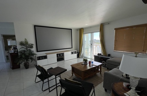 Grand Bahama Yacht Club Condo | Waterfront Condo near Port Lucaya Market, Lucayan Beach, Taino Beach & Resort.