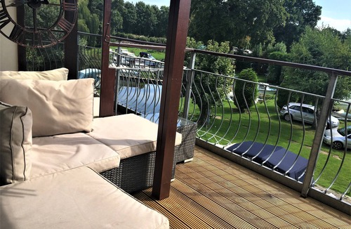St Neots House | Waterfront House in the heart of St.Neots