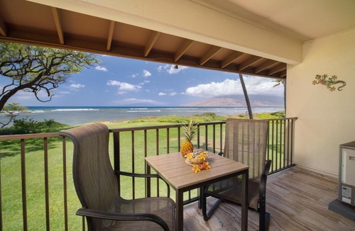 Kihei Apartment | WBH D227 Aloha Lai2 - Unwind in a Peaceful Oceanfront Suite